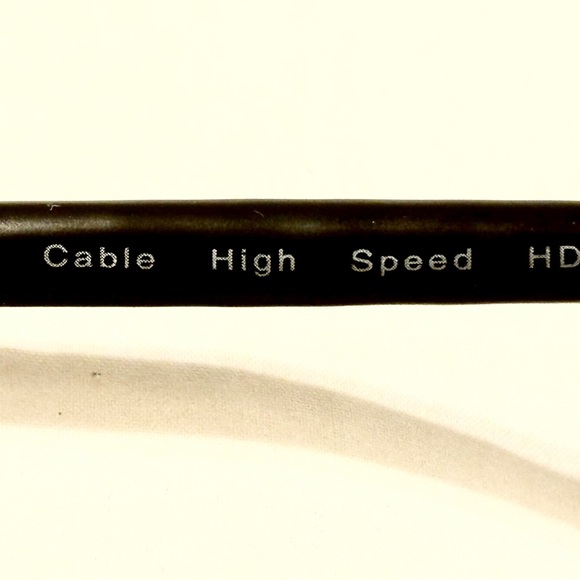 6’ ULTRA-HIGH DEFINITION 3D HIGH-SPEED HDMI CABLE with ETHERNET by CTI - Picture 4 of 6